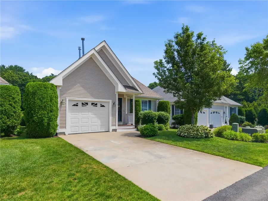 7 Daisy Lane, Coventry, RI 02816 - #2
