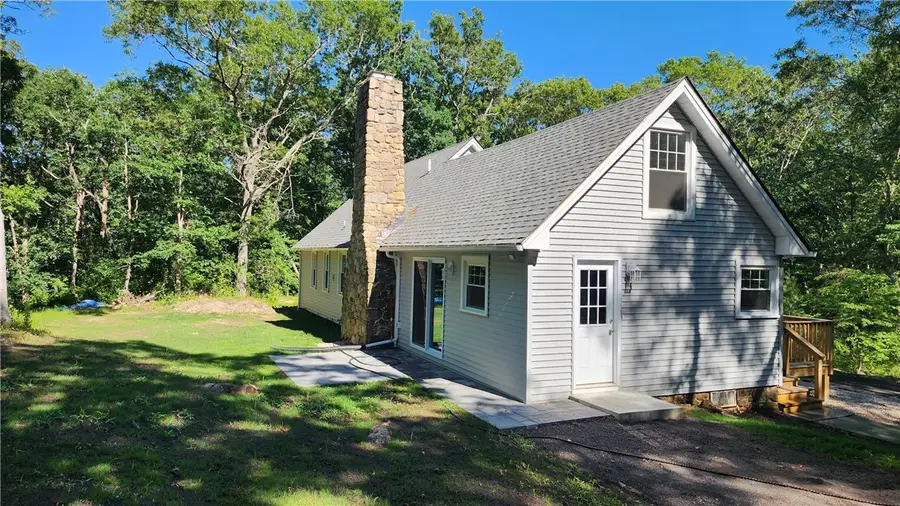 943 Wordens Pond Road, South Kingstown, RI 02879 - #3