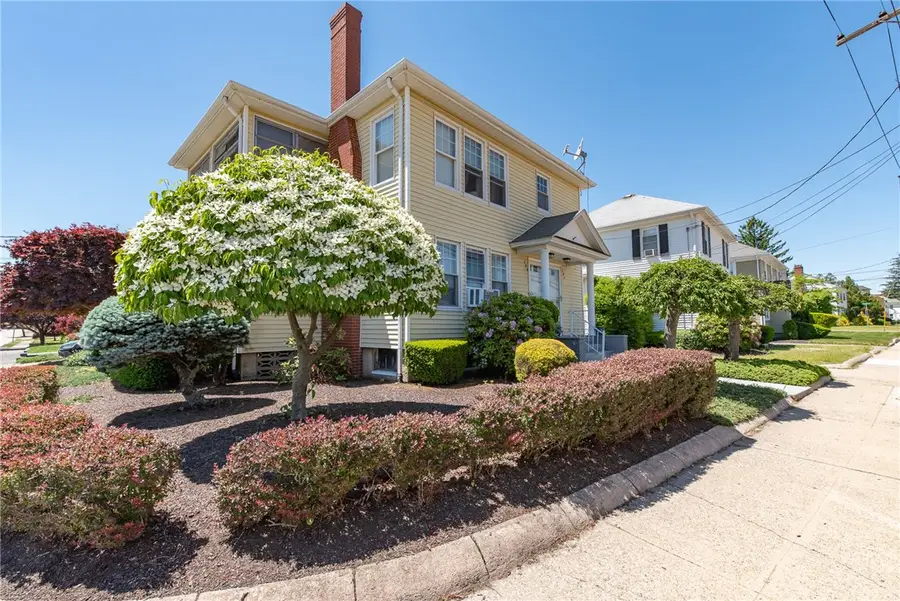 294 Smithfield Avenue, Pawtucket, RI 02860 - #3