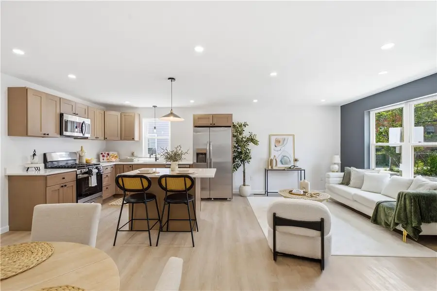 39 Douglas Avenue, Providence, RI 02908 - #3