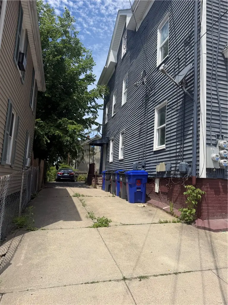 10 La Vaughn Street, Providence, RI 02909 - #2