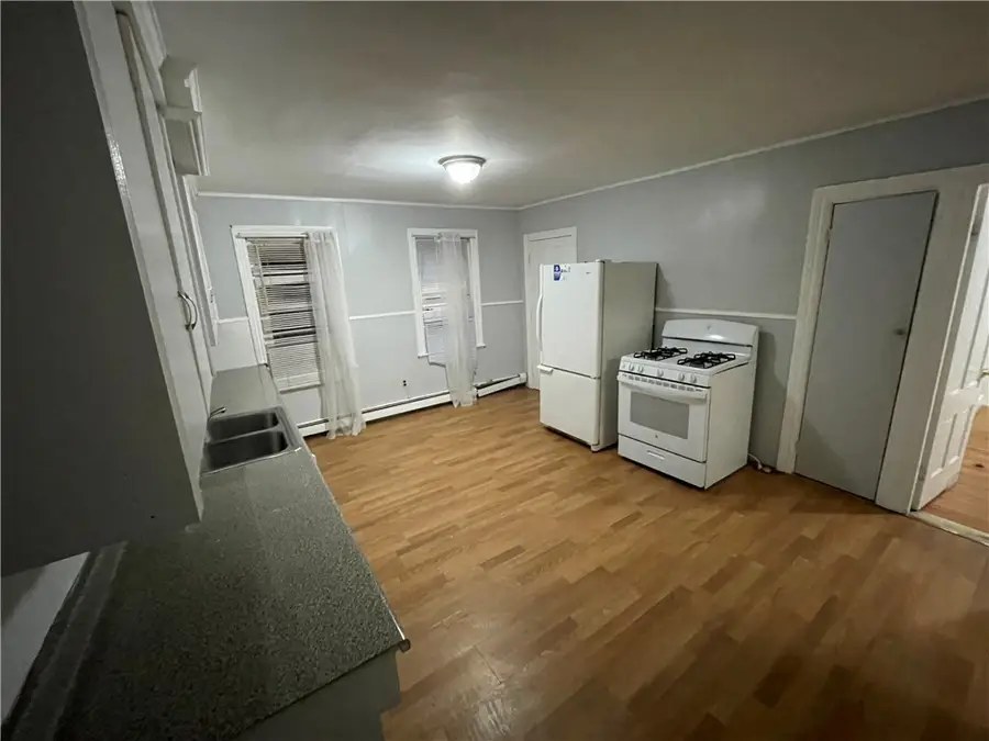 2 Young Avenue, Providence, RI 02908 - #3