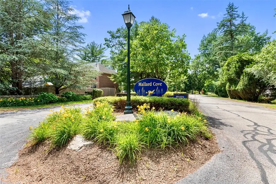 1 Mallard Cove Way, Barrington, RI 02806 - #3