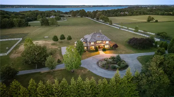 474 Wapping Road, Portsmouth, RI 02871