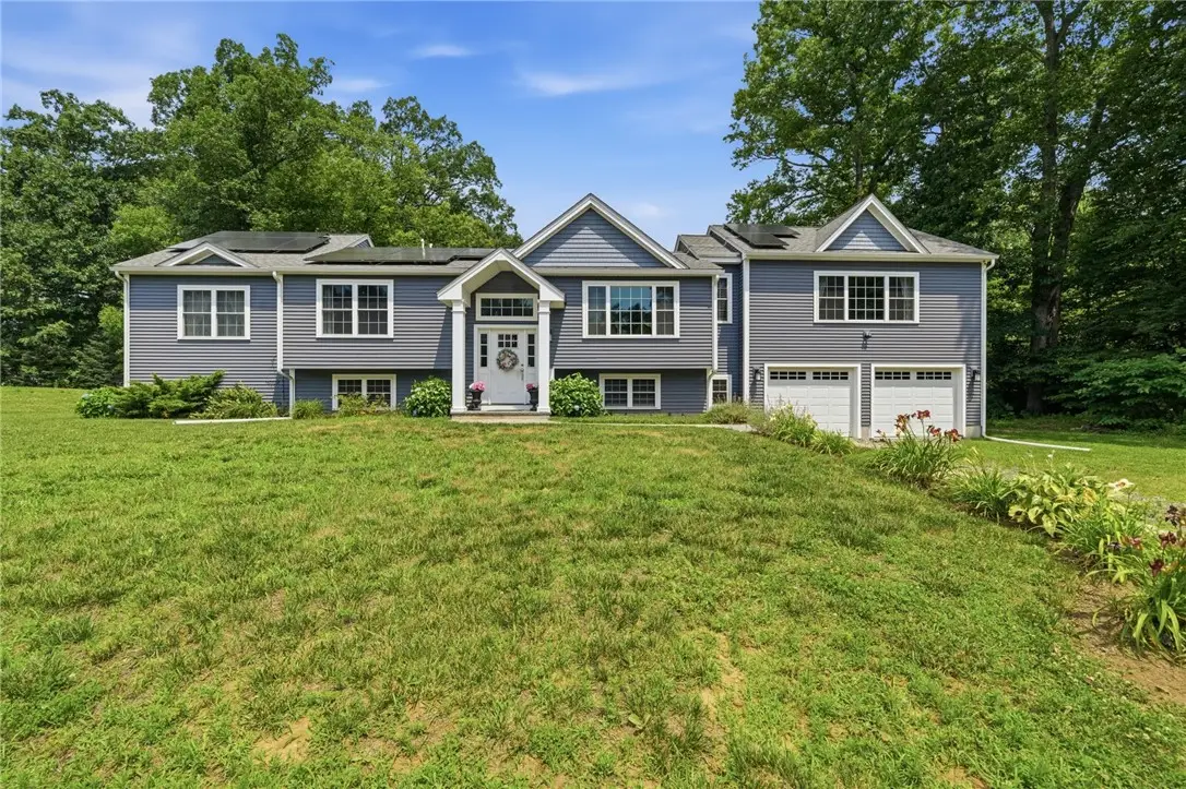 10 Stirling Drive, North Scituate, RI 02857 - #1