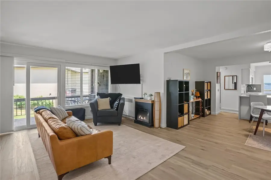 400 Narragansett Parkway #South C-4, Warwick, RI 02888 - #3