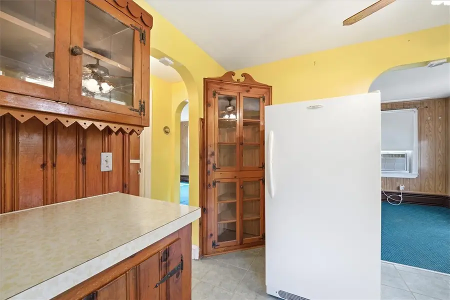 15 Rhodes Avenue, Riverside, RI 02915 - #3