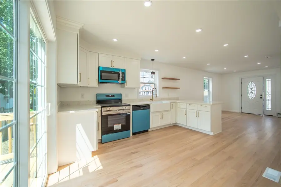 9 Morgan Street, Providence, RI 02907 - #3