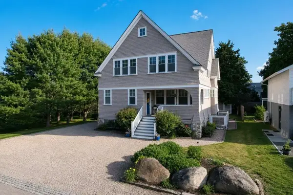 91 Twin Peninsula Avenue, South Kingstown, RI 02879