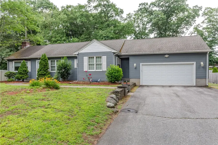 11 Maplecrest Drive, Greenville, RI 02828 - #3