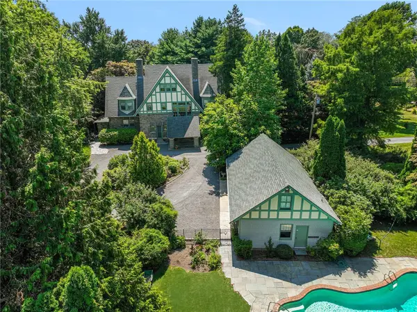 360 Rumstick Road, Barrington, RI 02806