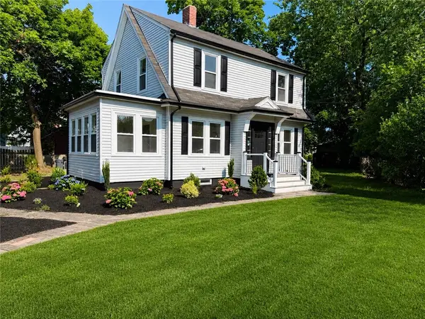 15 Kent Place, Cranston, RI 02905