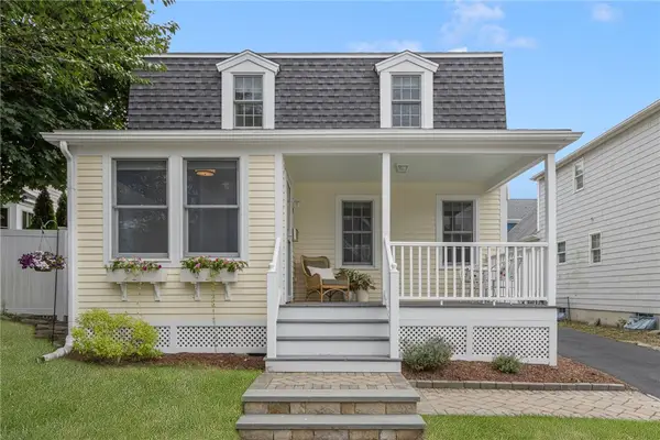 28 Wilbur Avenue, Newport, RI 02840
