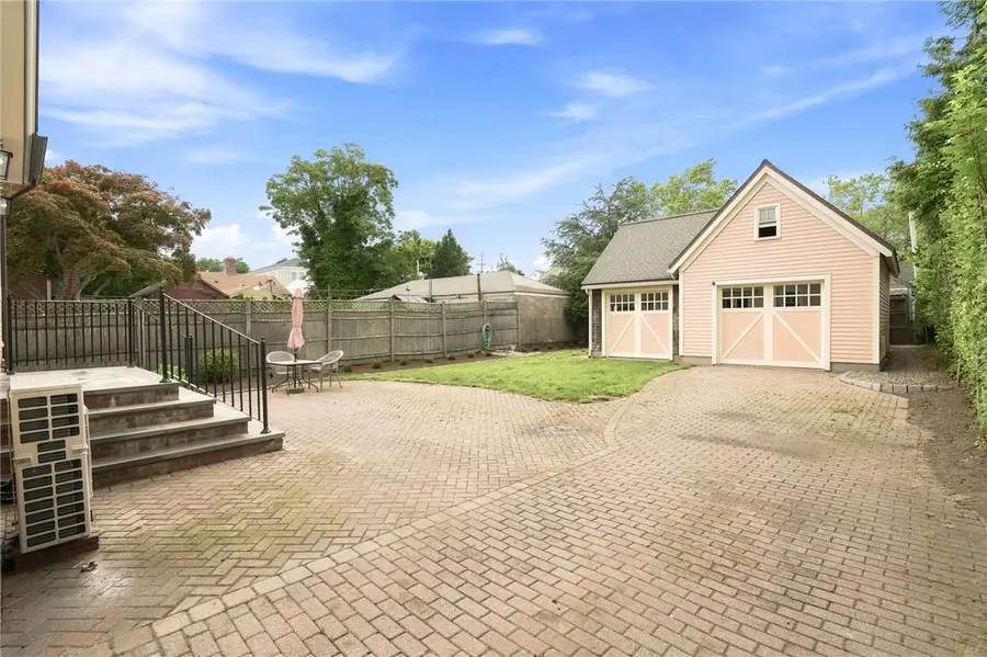21 Elm Street, Newport, RI 02840 - #2