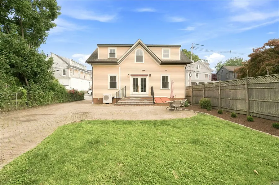 21 Elm Street, Newport, RI 02840 - #3