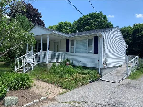 40 Esmond Street, Smithfield, RI 02917