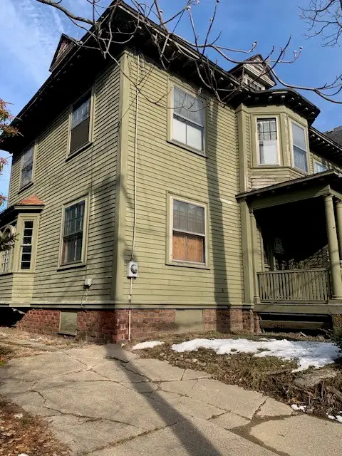 236 Pleasant Street, Providence, RI 02906 - #3