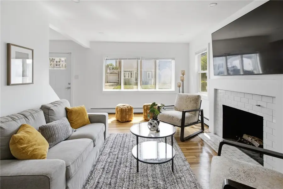 33 Sunset Terrace, Cranston, RI 02905 - #3