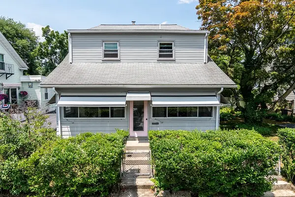 78 Darlingdale Avenue, Pawtucket, RI 02861