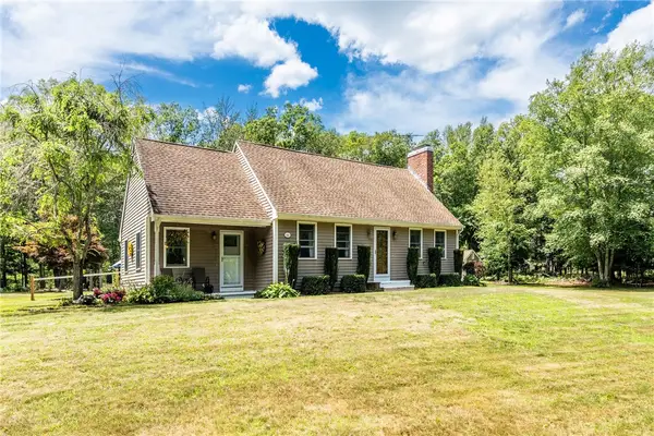 147 Woodville Alton Road, Hopkinton, RI 02832