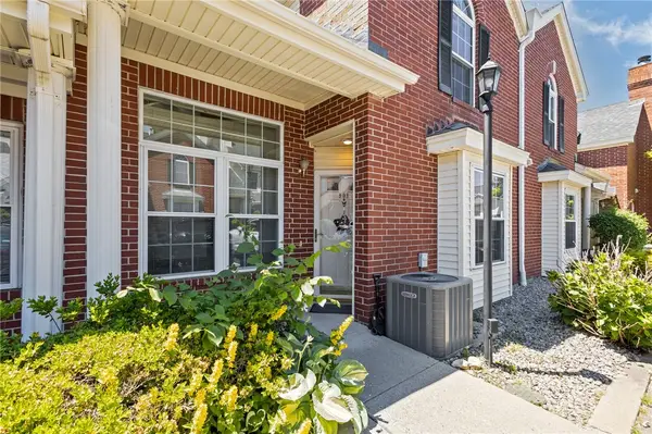 626 Smithfield Road #908, North Providence, RI 02904