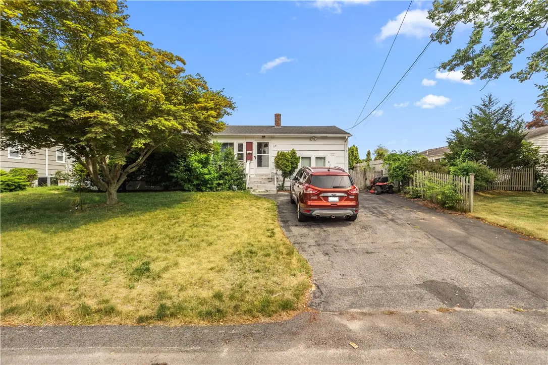 118 Foxcroft Avenue, Warwick, RI 02889 - #1