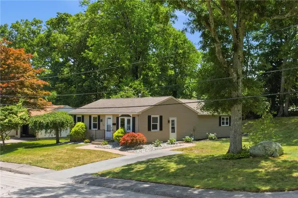 162 Princeton Avenue, Coventry, RI 02816