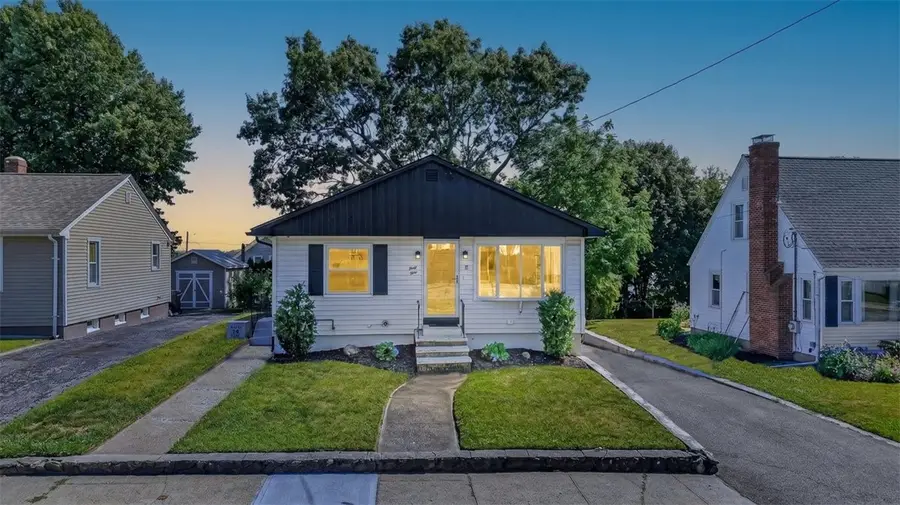 44 Cliff Avenue, Cranston, RI 02920 - #3