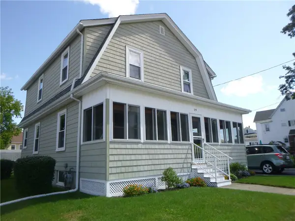 19 Bouvier Avenue, Lincoln, RI 02838