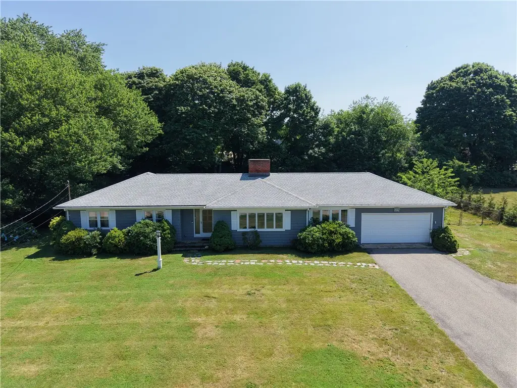 8 Wabasso Terrace, Middletown, RI 02842 - #1