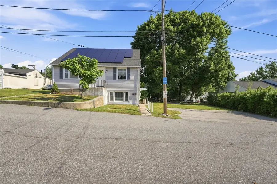 4 Edna Street, Johnston, RI 02919 - #2