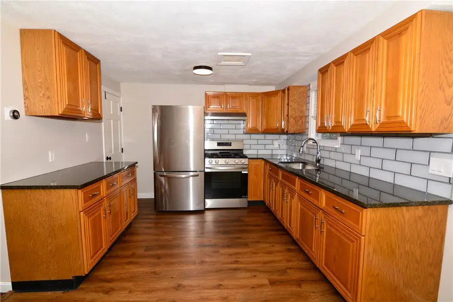 15 Saratoga Road, North Kingstown, RI 02852 - #2