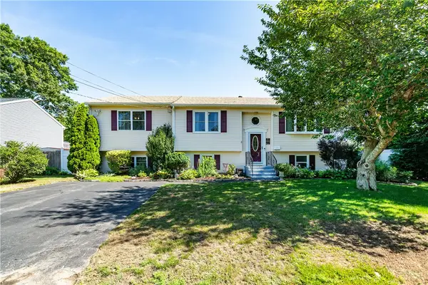 3 Glendale Avenue, Warwick, RI 02889