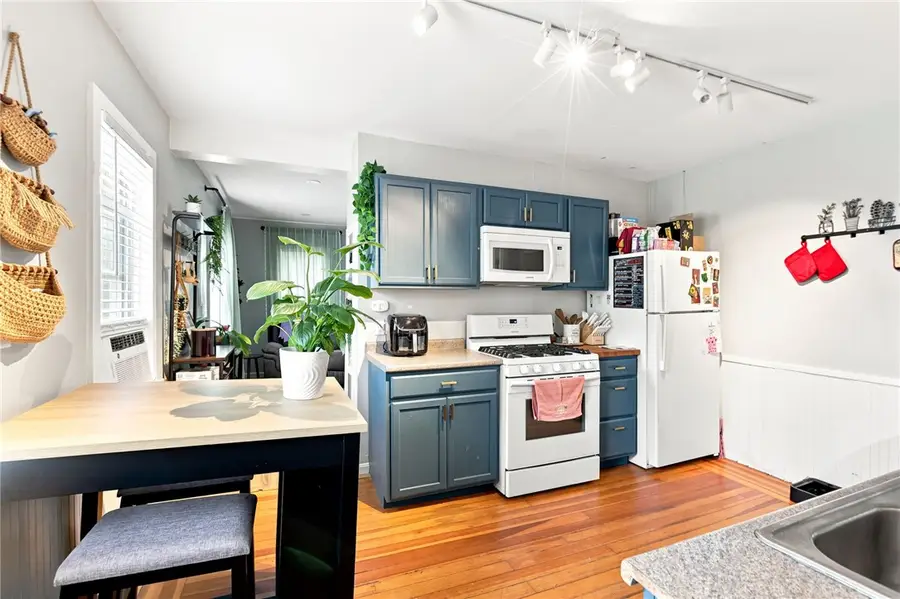 884 River Avenue, Providence, RI 02908 - #3