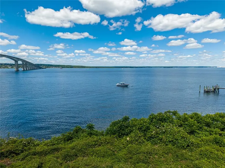 129 Seaside Drive, Jamestown, RI 02835 - #3