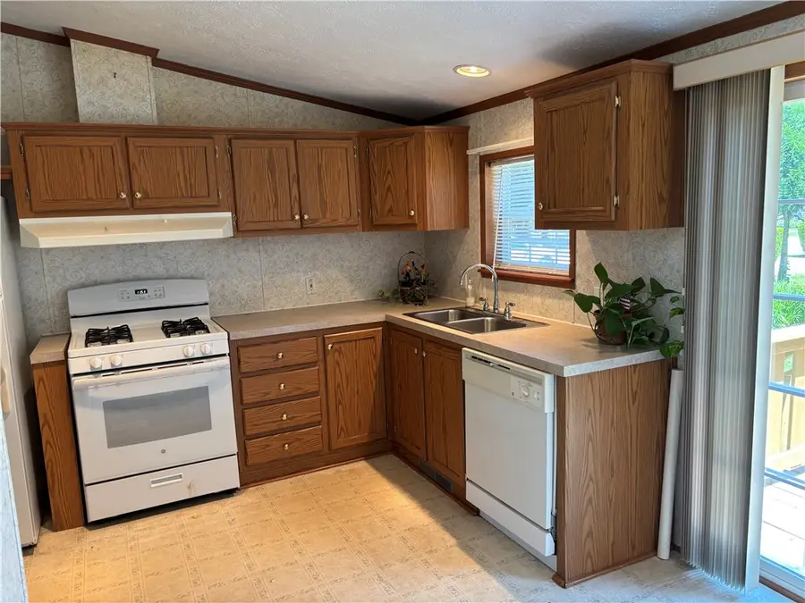 1 Darius Lane, Coventry, RI 02816 - #3