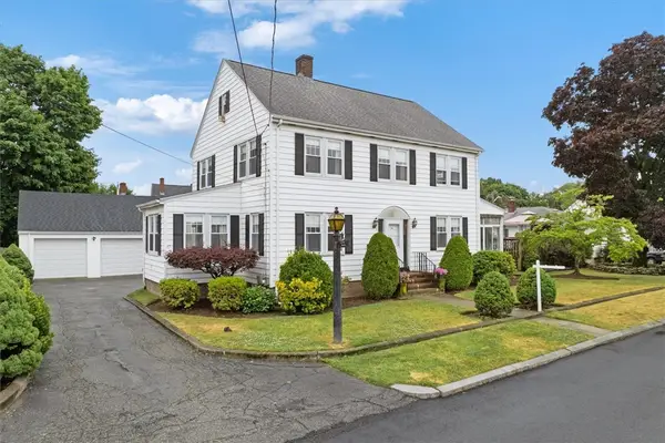 24 Bel Air Drive, Providence, RI 02911