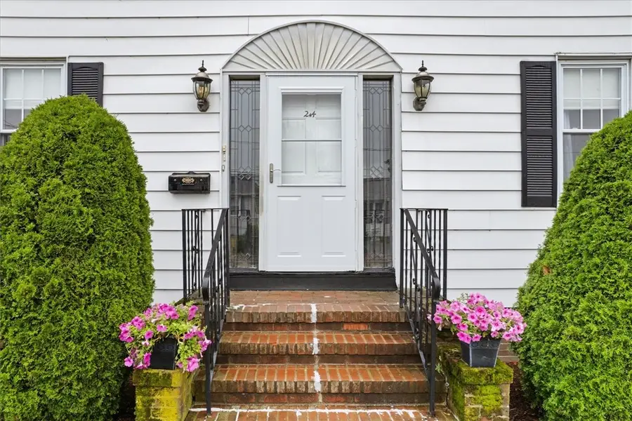 24 Bel Air Drive, Providence, RI 02911 - #3