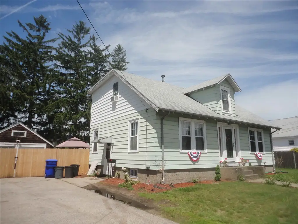15 Benjamin Street, Pawtucket, RI 02861 - #1