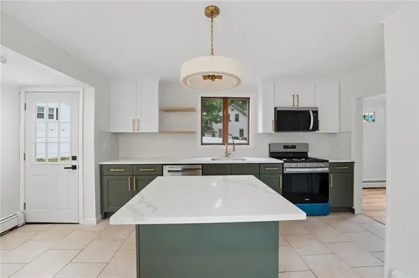 59 Central Avenue, North Providence, RI 02911