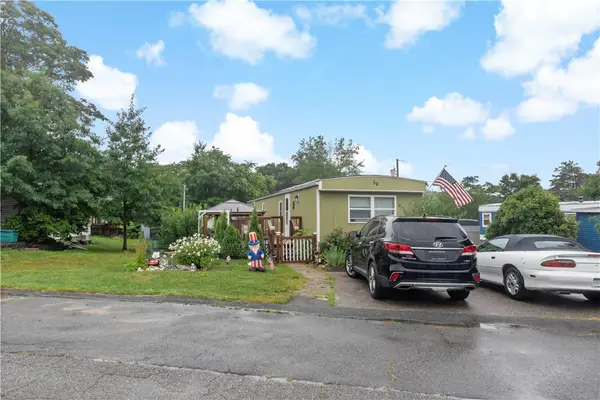 301 Bulgarmarsh Road, Tiverton, RI 02878