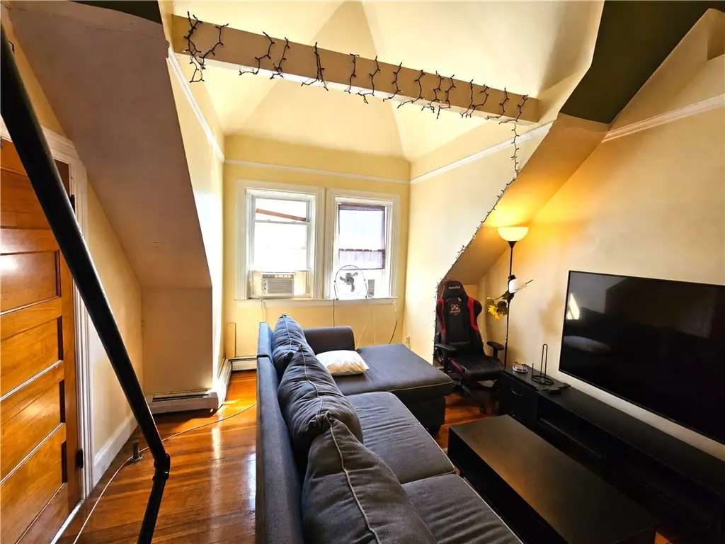 29 Laura Street #3, Providence, RI 02907 - #1