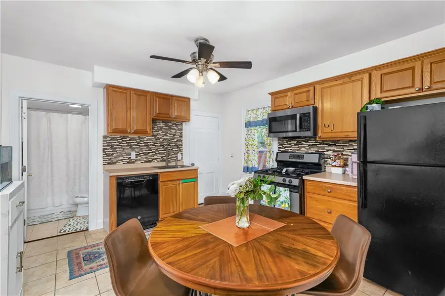 62 Mary Avenue, East Providence, RI 02914 - #3