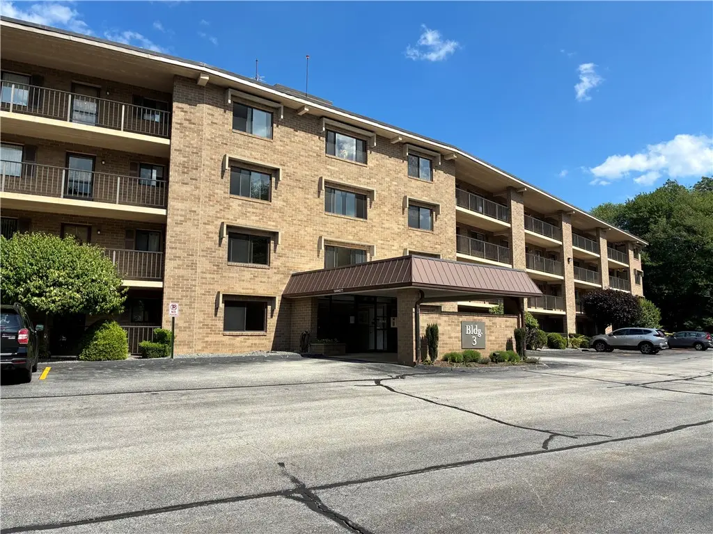 650 East Greenwich Avenue #3-305, West Warwick, RI 02893 - #1