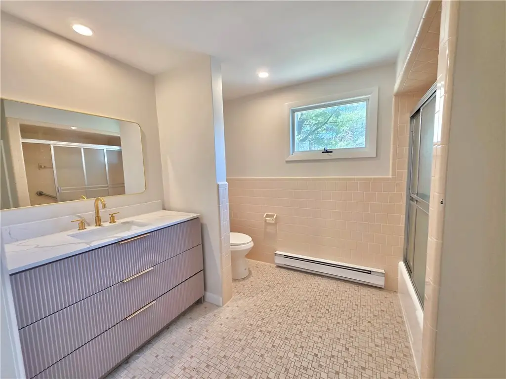 8 Wolf Hill Road, Smithfield, RI 02917 - #1