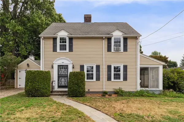 10 Pelham Parkway, North Providence, RI 02911