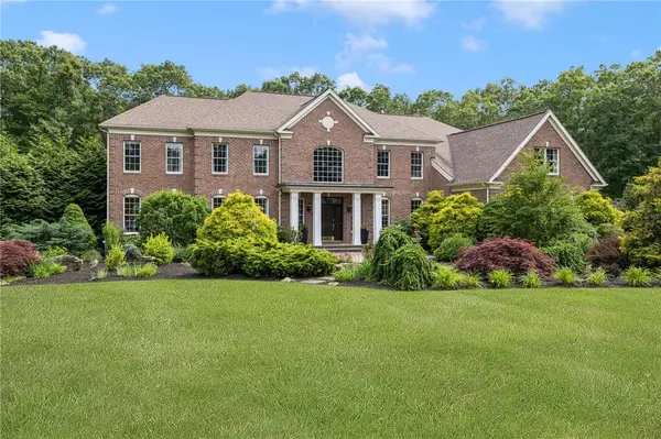 50 Judge Torres Lane, East Greenwich, RI 02818