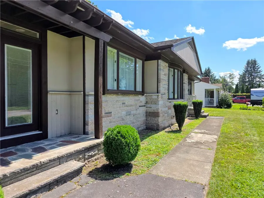 218 Oaklawn Avenue, Cranston, RI 02920 - #2