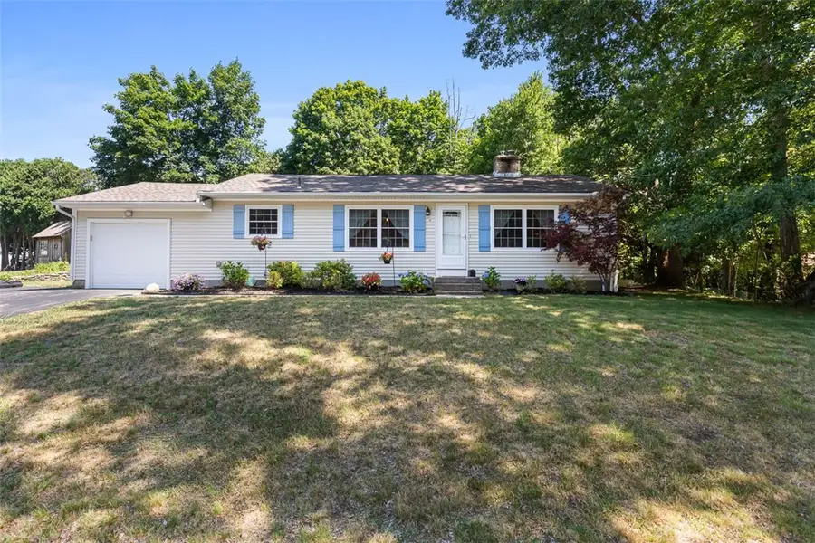 8 Gadoury Avenue, Coventry, RI 02816 - #2