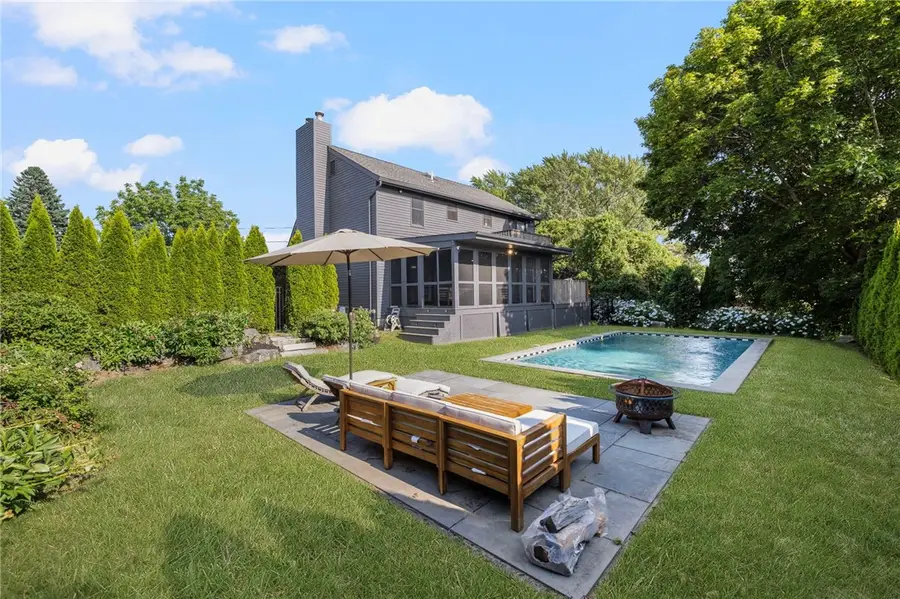 11 Loxley Drive, Johnston, RI 02919 - #2